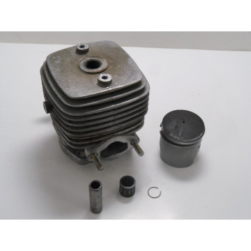 CYLINDRE-PISTON ROBIN EC06 (1)