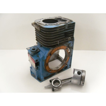 CYLINDRE-PISTON MOTEUR...