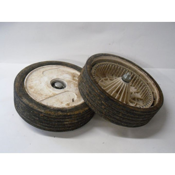 ROUES ARRIERE TONDEUSE...