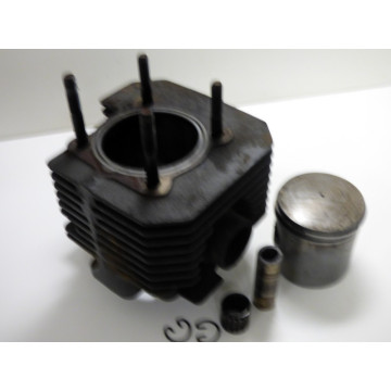 CYLINDRE-PISTON MOTEUR...