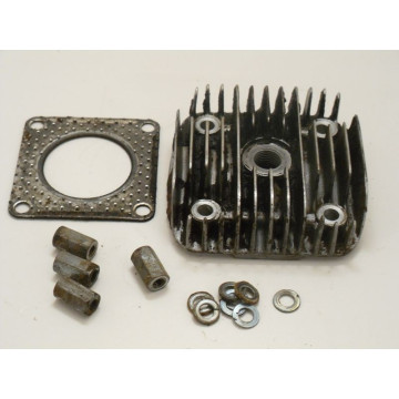 CULASSE MOTEUR ISEKI KT 290...