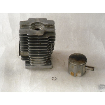 CYLINDRE PISTON ECHO 285...