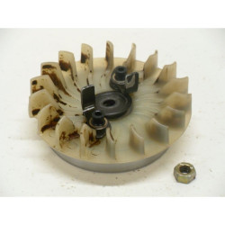 VOLANT ET CLIQUET LANCEUR...