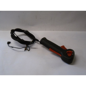 POIGNEE GAZ ECHO SRM-330 ES...