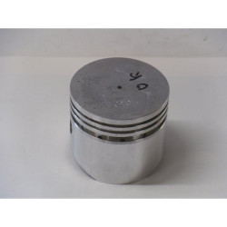 PISTON CR 050