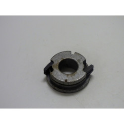 CLIQUET DE ROUE GAUCHE ISEKI