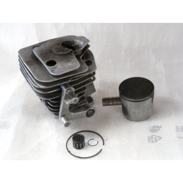 CYLINDRE PISTON PARTNER 650...