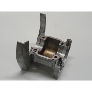 CARTER MOTEUR EFCO GD7 40...