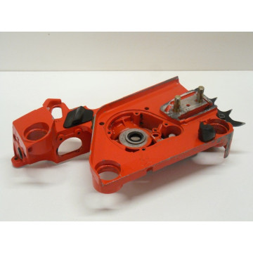 CARTER MOTEUR COTE...