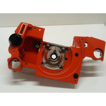 CARTER MOTEUR COTE VOLANT...