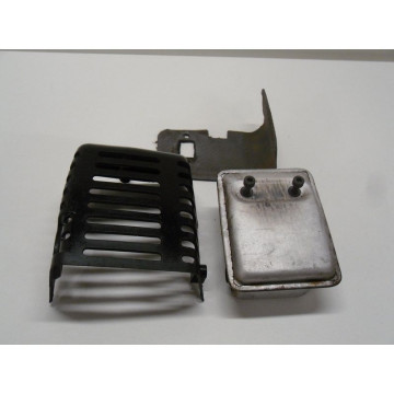 ECHAPPEMENT+GRILLE MAKITA...