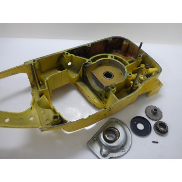 CARTER MOTEUR (coté...