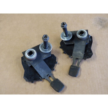 SUPPORT ROUES AVANT MAC -...