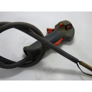MANETTE DE GAZ...