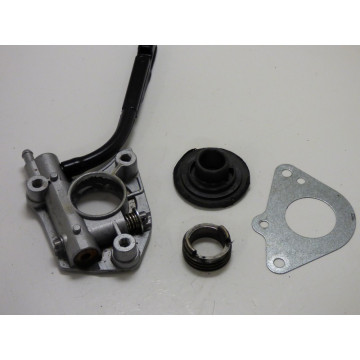 POMPE A HUILE ECHO CS 450 (1)