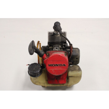 DEBROUSSAILLEUSE HONDA UMT 20 S