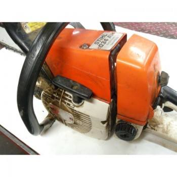 TRONCONNEUSE STIHL 034 AV