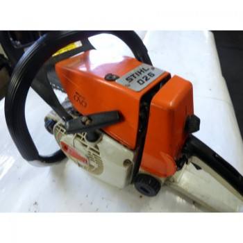 TRONCONNEUSE STIHL 026